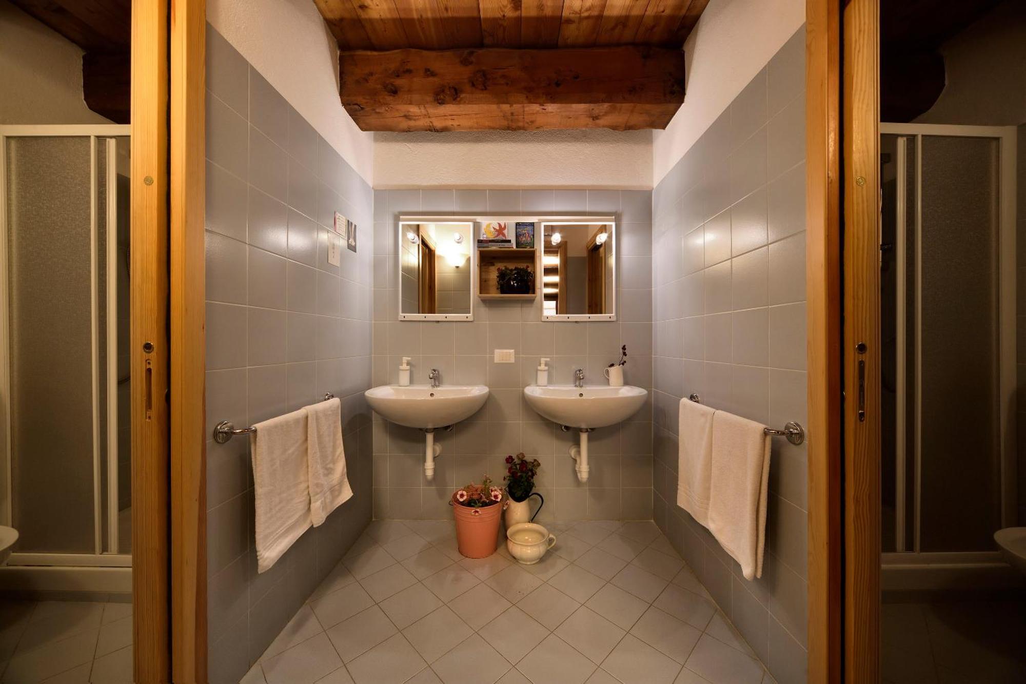 Rifugio Lou Lindal Hotel Canosio Bagian luar foto