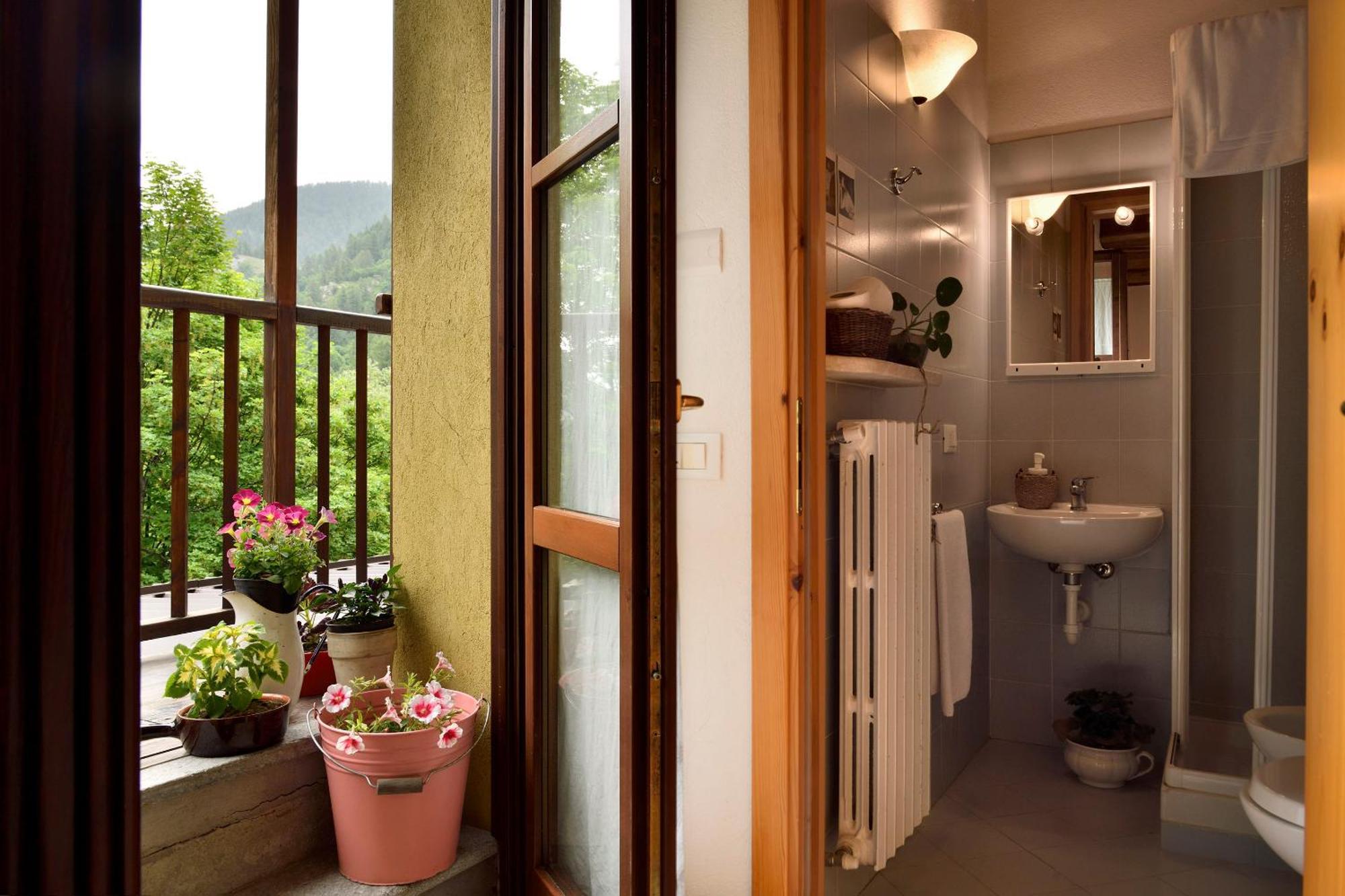 Rifugio Lou Lindal Hotel Canosio Bagian luar foto